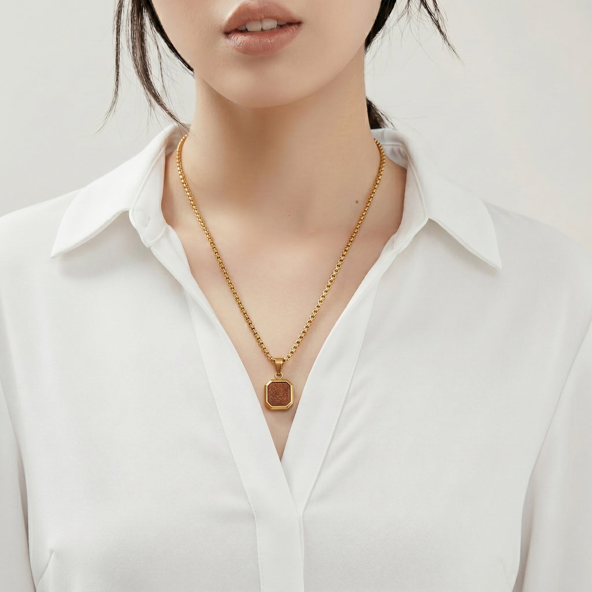 Grounded Square Necklace