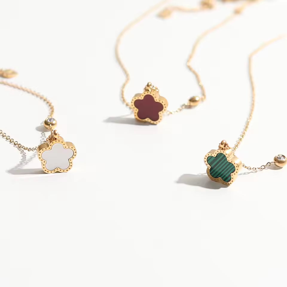 Serene Alhambra Flower Necklace