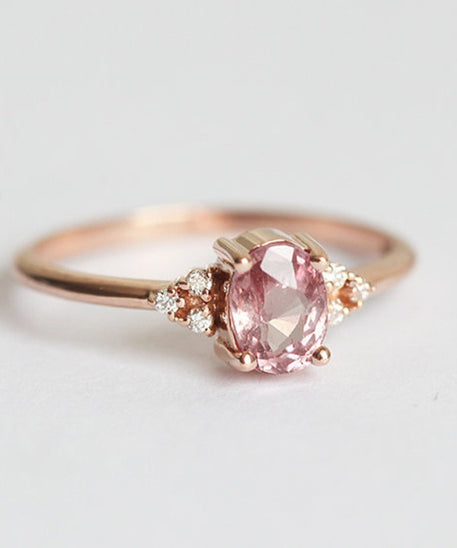 Traditional Cut Zirkon Ring