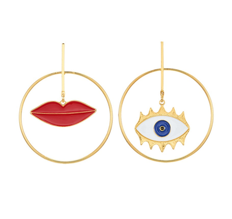 Scintillating Love Themed Earrings