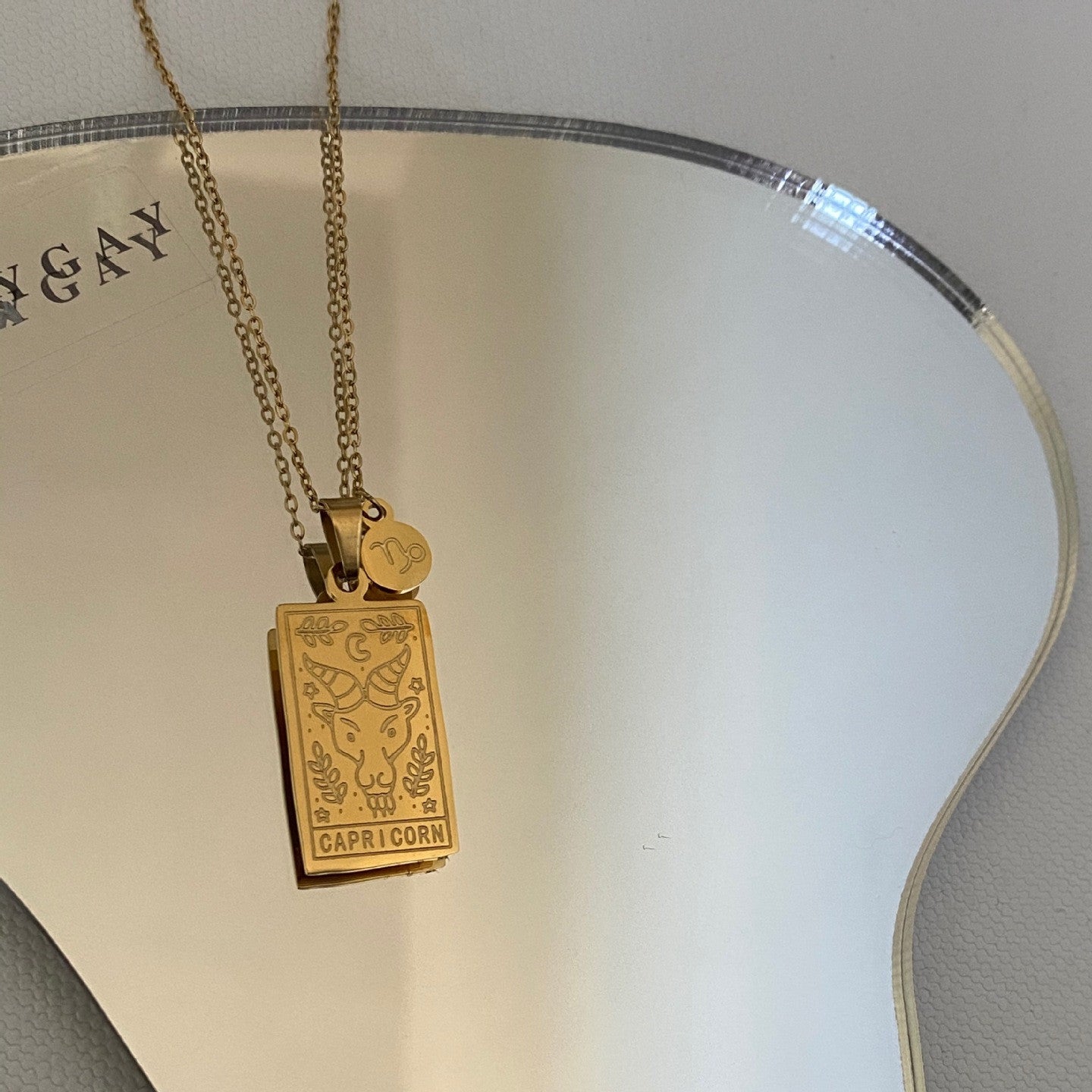 Constellation Engraved Clavicle Necklace