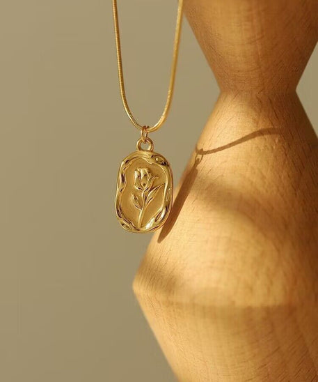 Romantic Tulip Musk Necklace