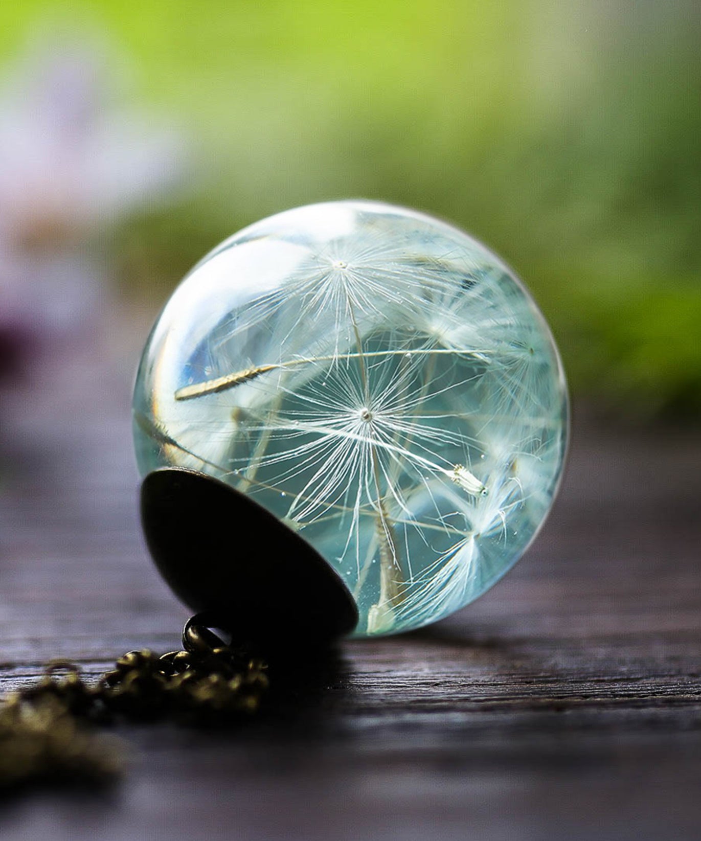 Botanic Resin Dandelion Flower Necklace