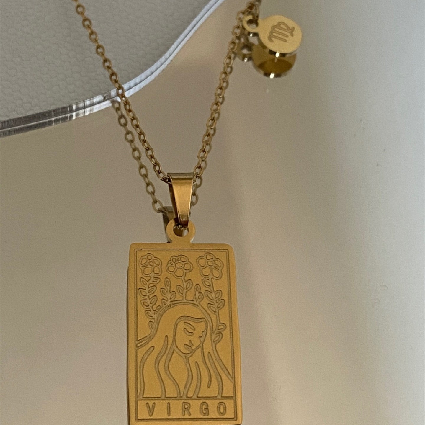 Constellation Engraved Clavicle Necklace