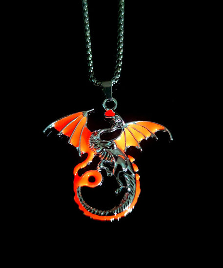 ITHINK SOMEWHERE WERE MORE VARIMystic Dragon Luminous Necklace