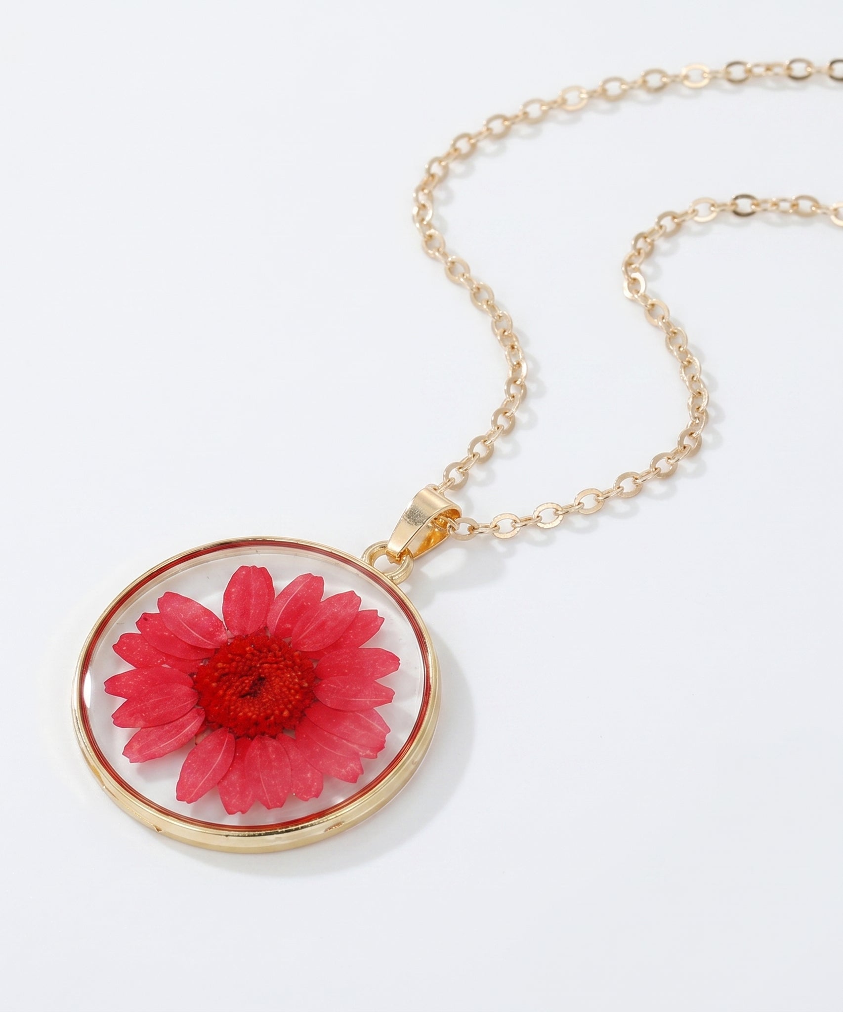 Effervescent Preserved Flower Necklace
