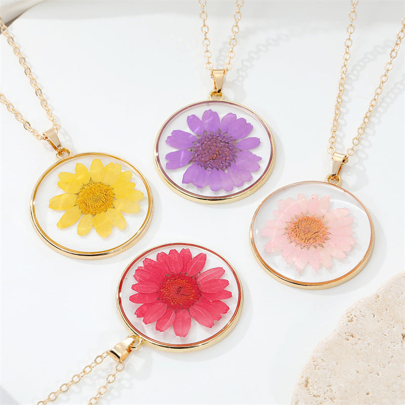 Effervescent Preserved Flower Necklace