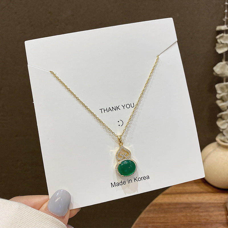 Harmonious Clavicle Necklace