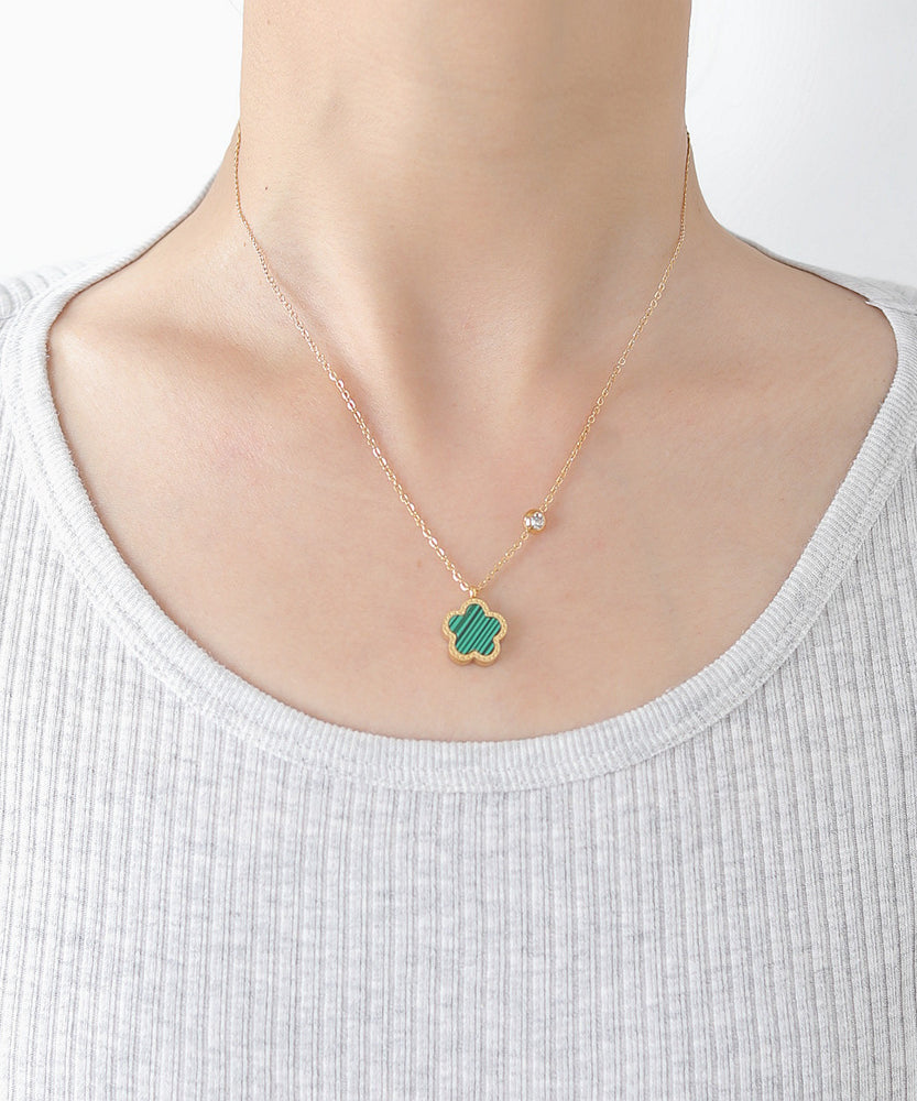 Serene Alhambra Flower Necklace