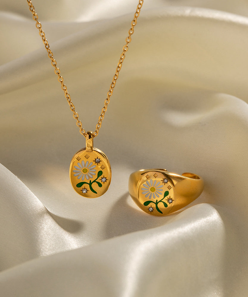 Blooming Wild Daisy Necklace