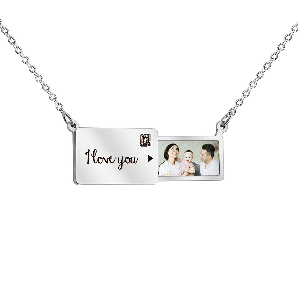 Customized Creative Pull-out Photo Box Necklace