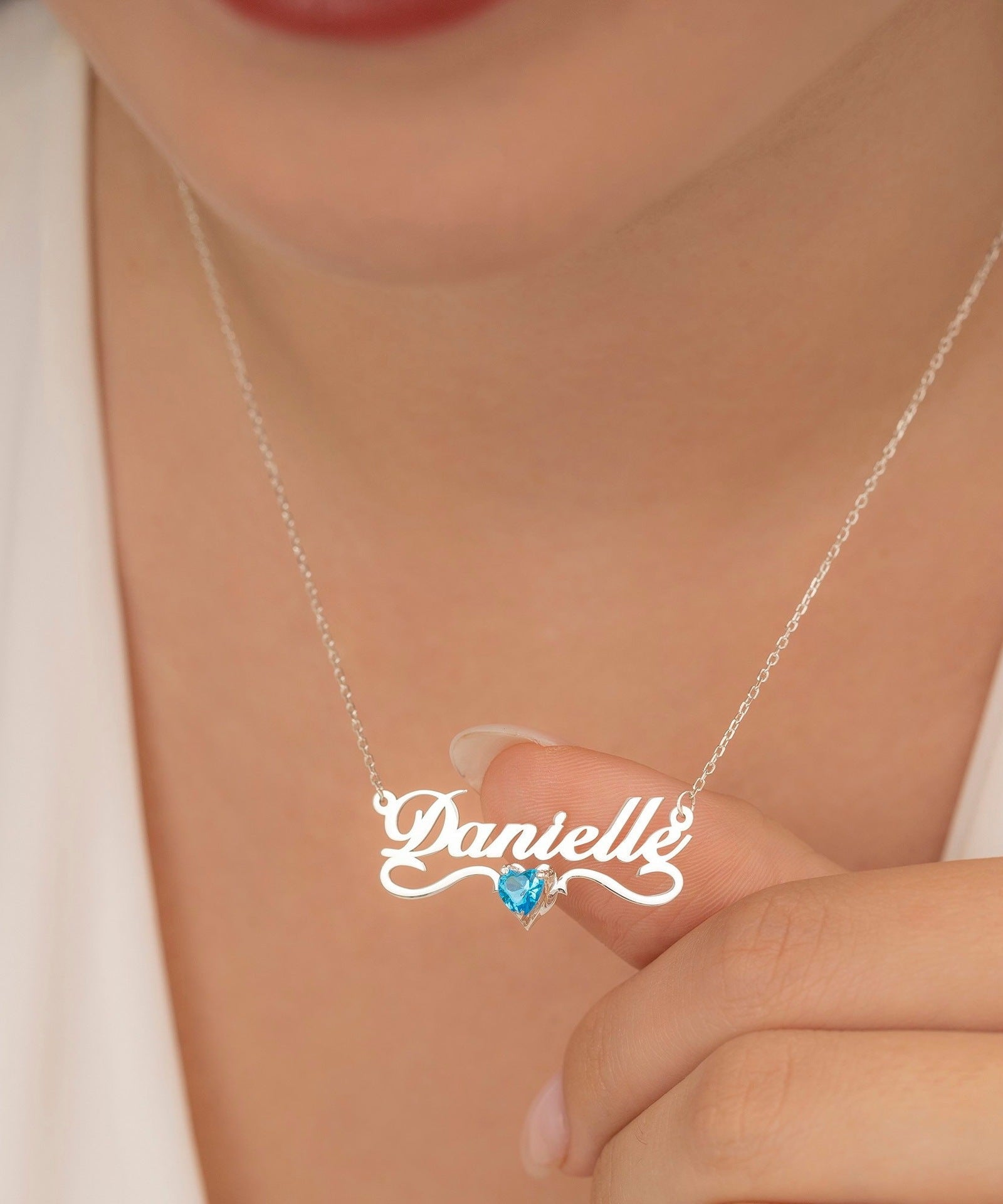 Customized Gleam Crystal Name Necklace