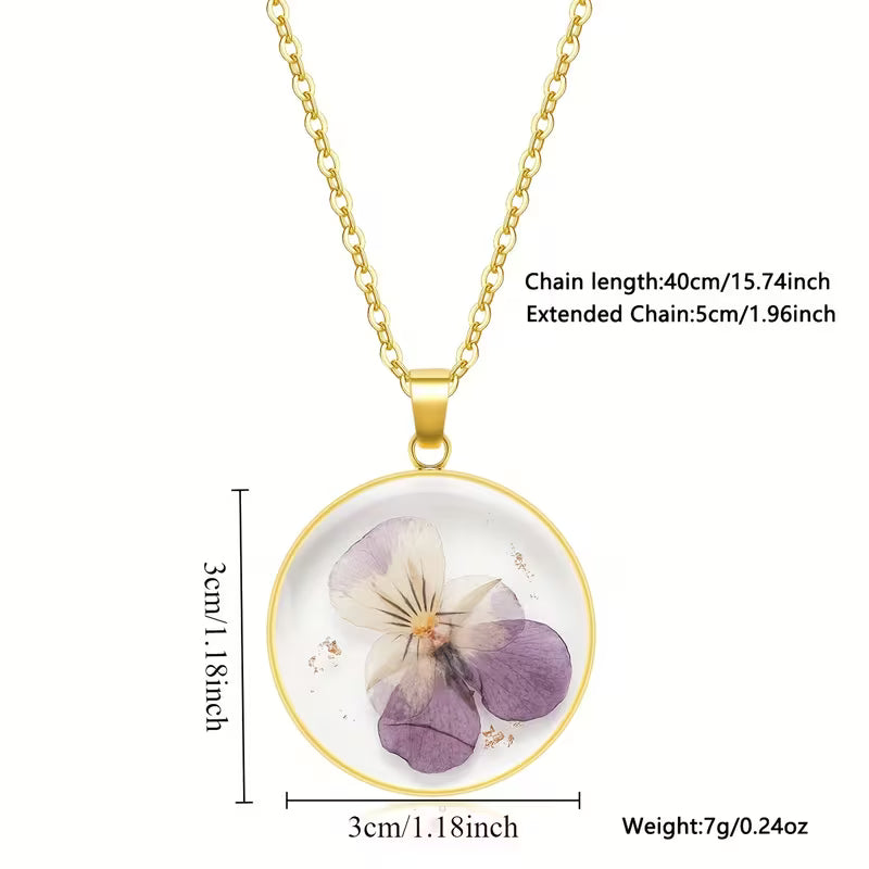 Ethereal Dried Flower Necklace | DESCRIPTION |