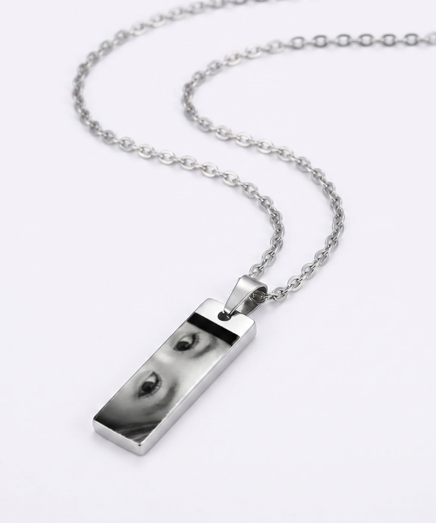 Customized Eyes Photo Necklace