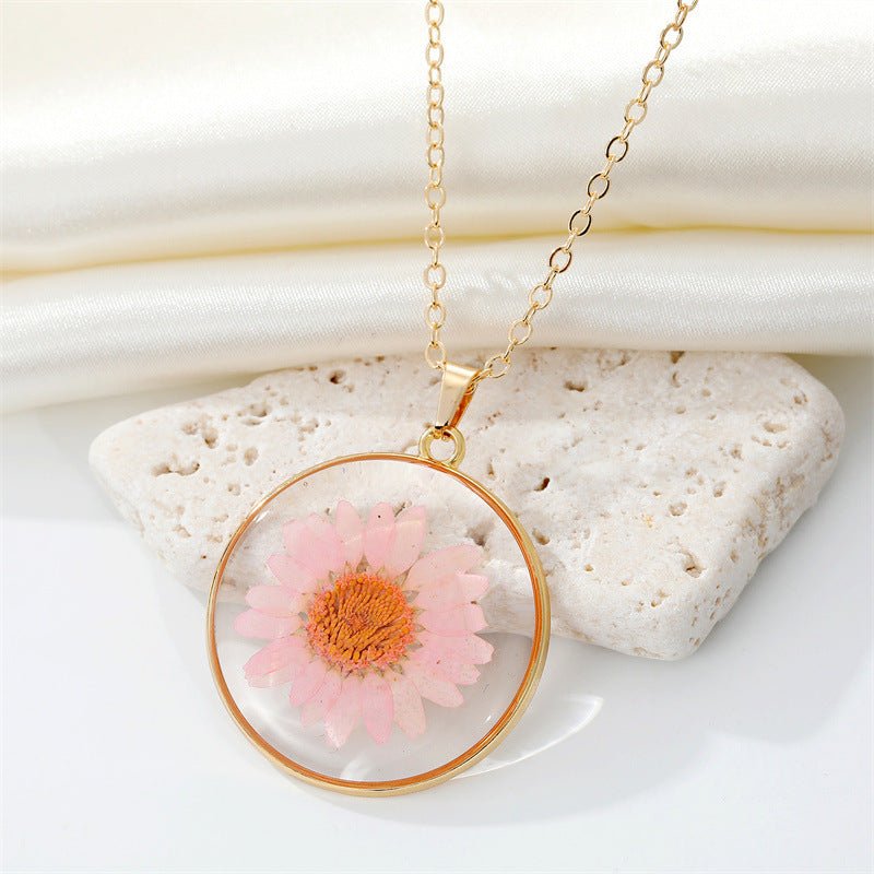 Effervescent Preserved Flower Necklace