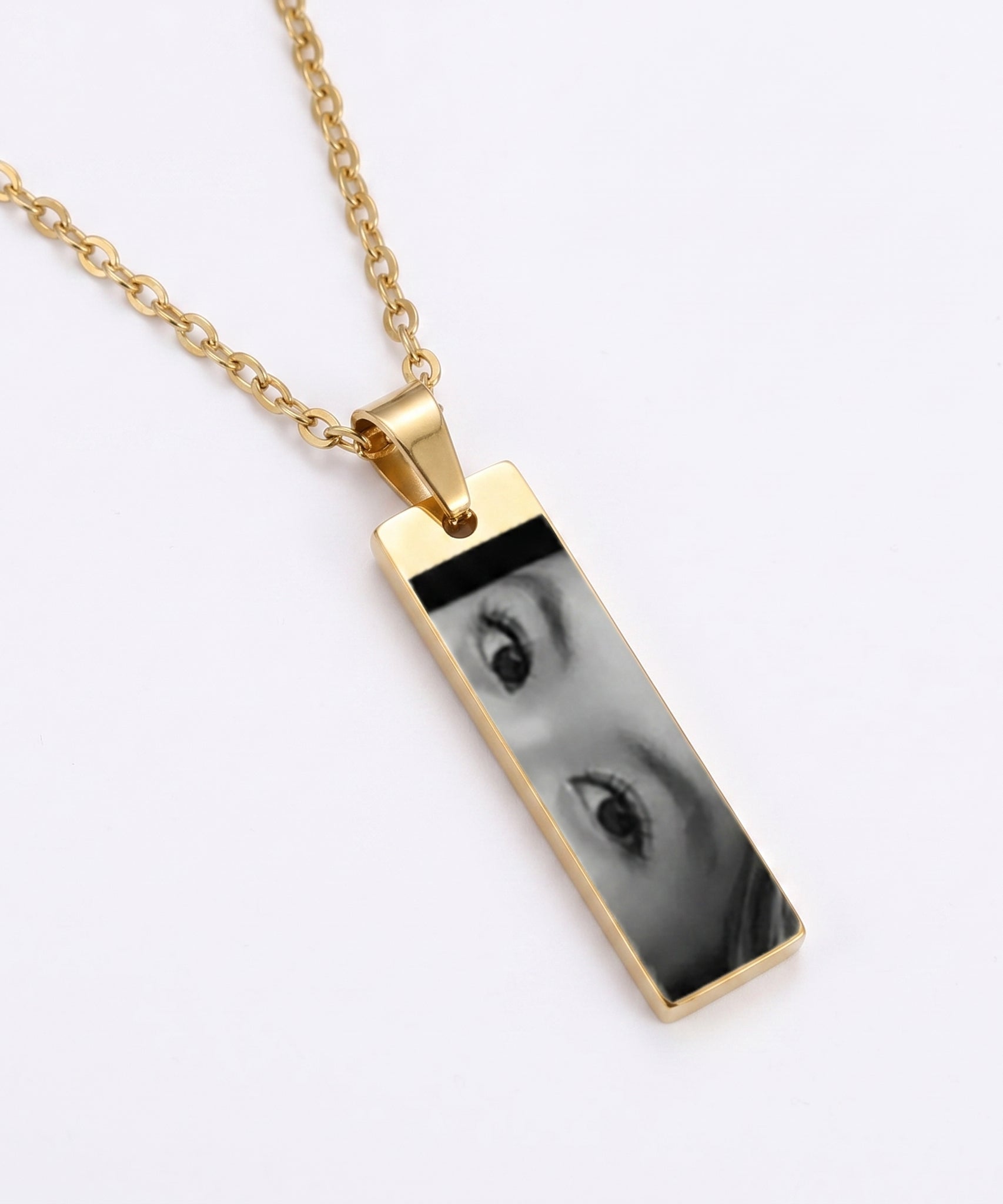 Customized Eyes Photo Necklace