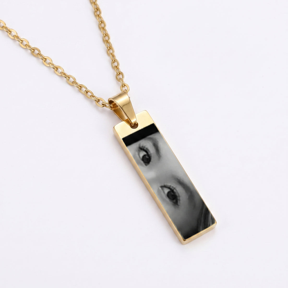 Customized Eyes Photo Necklace