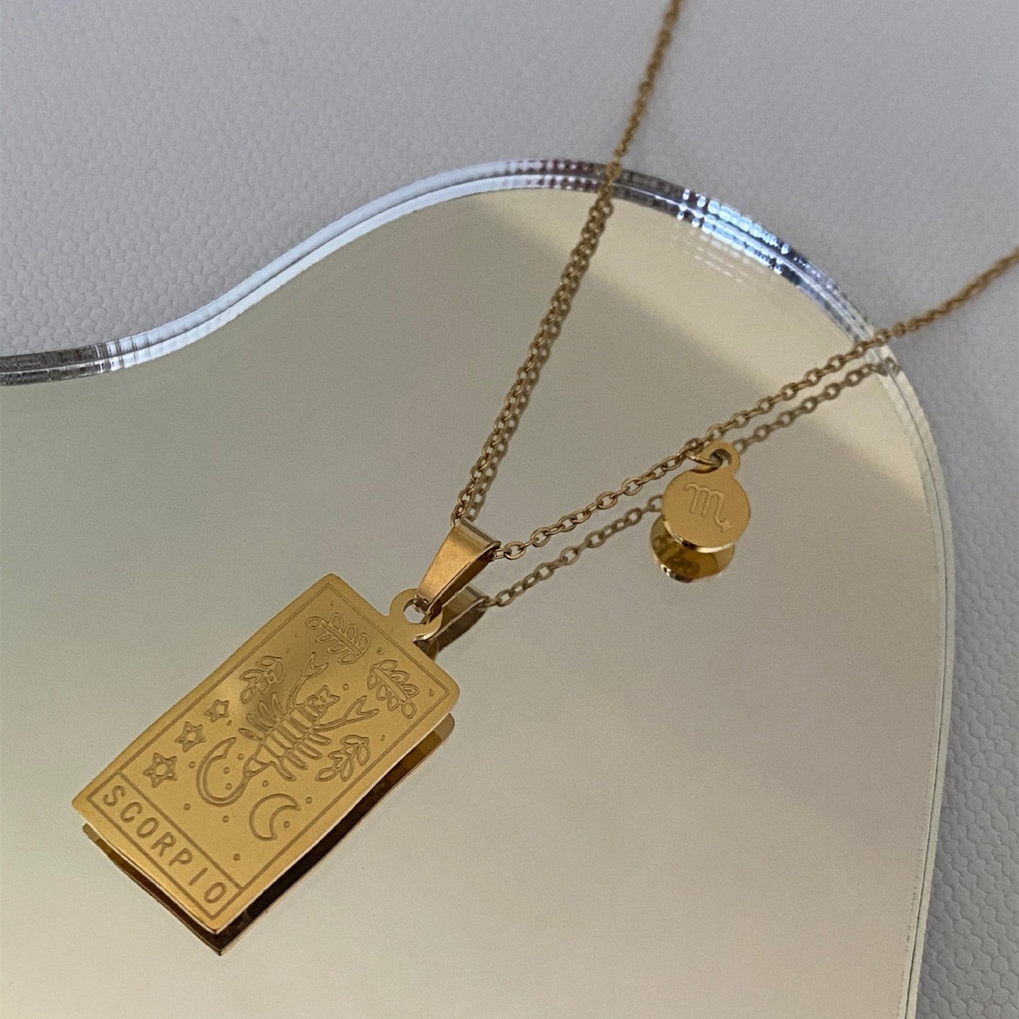 Constellation Engraved Clavicle Necklace