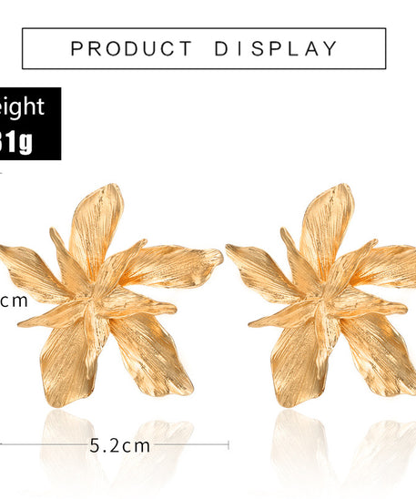Bespoke & Noticeable Flower Earrings