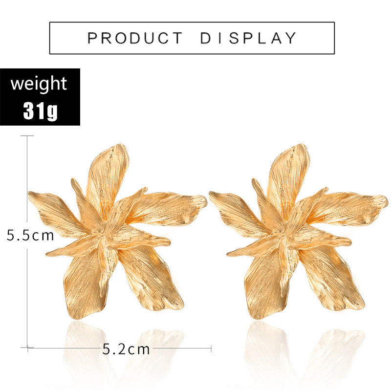 Bespoke & Noticeable Flower Earrings