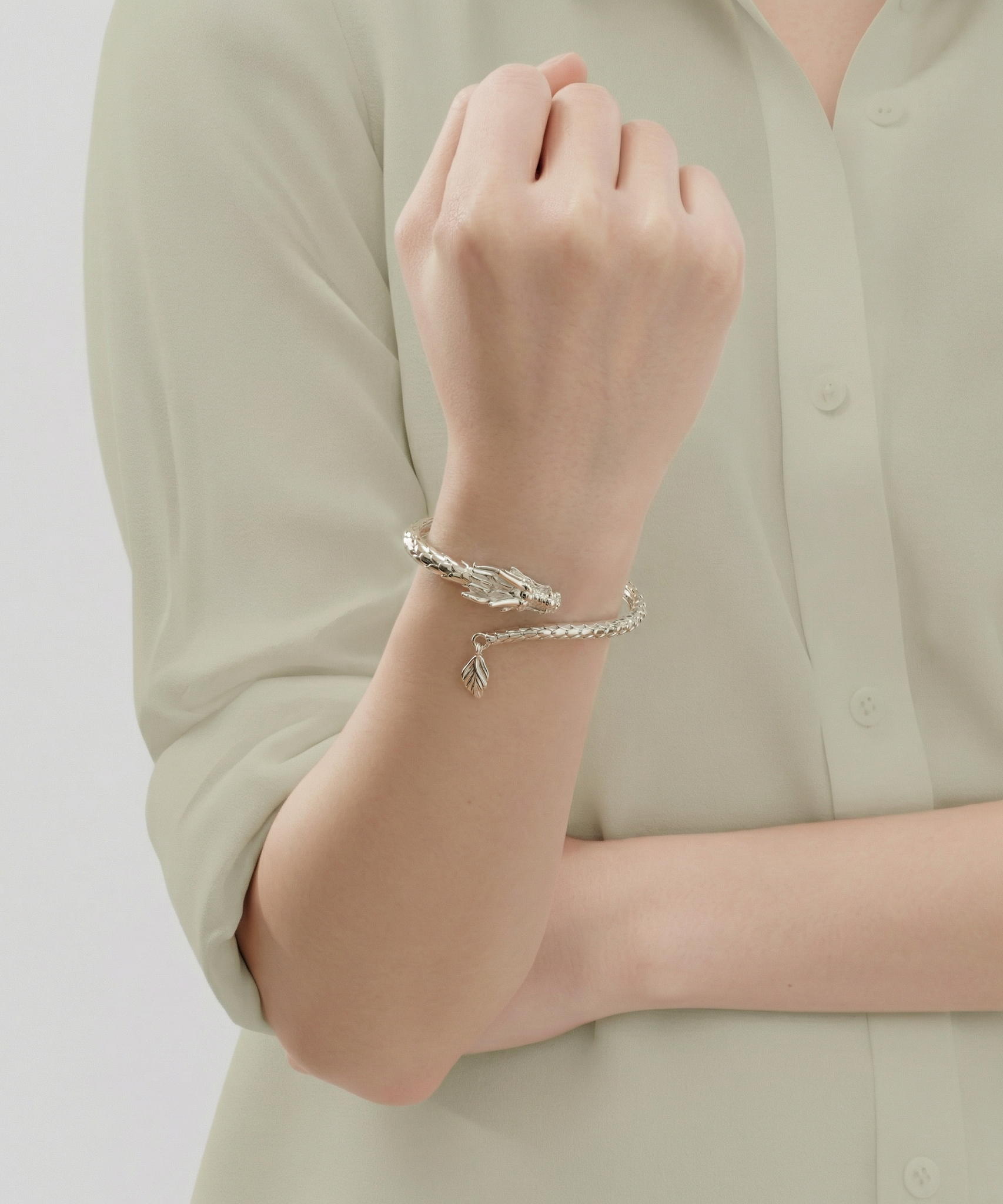 Trendy Magical Dragon Bracelet