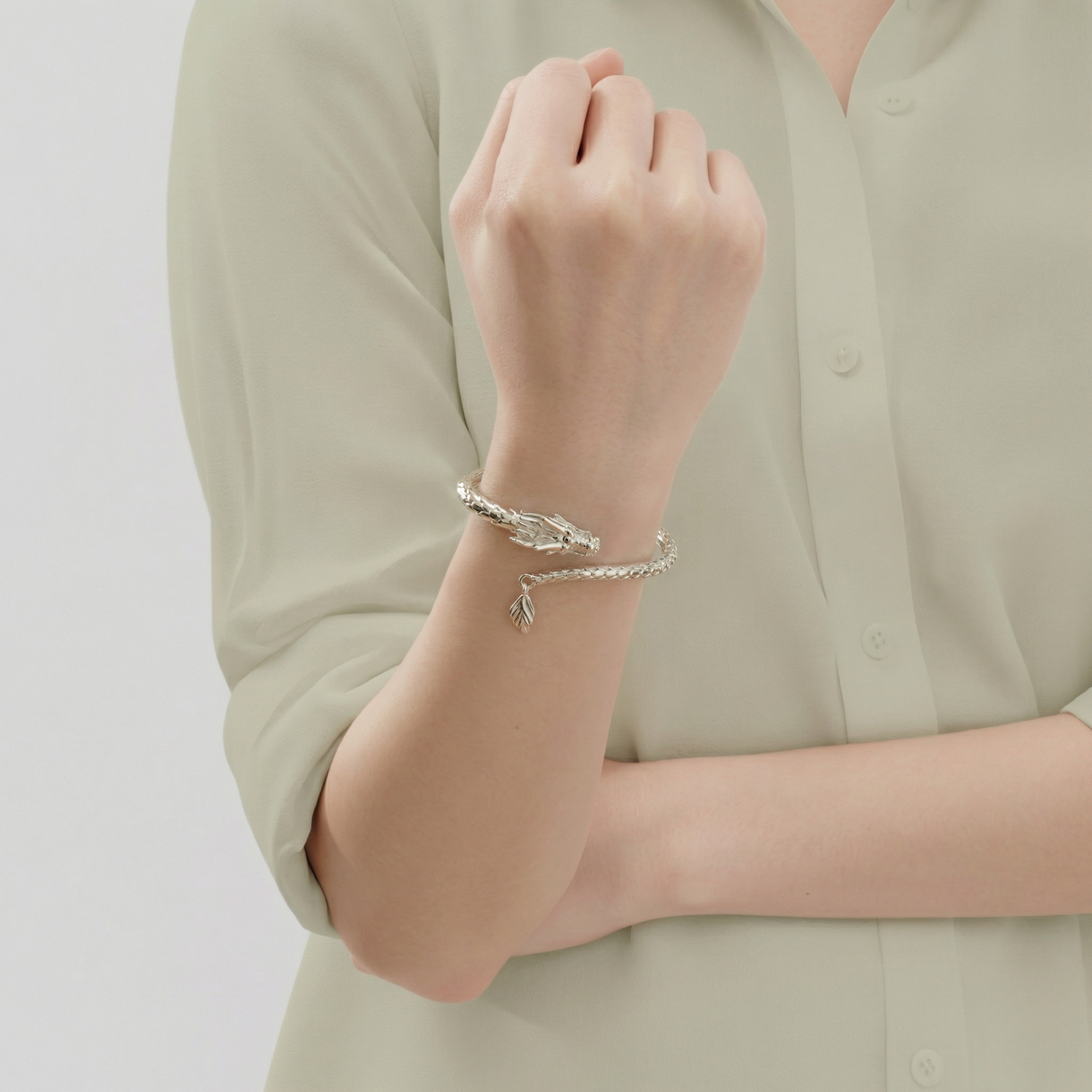 Trendy Magical Dragon Bracelet
