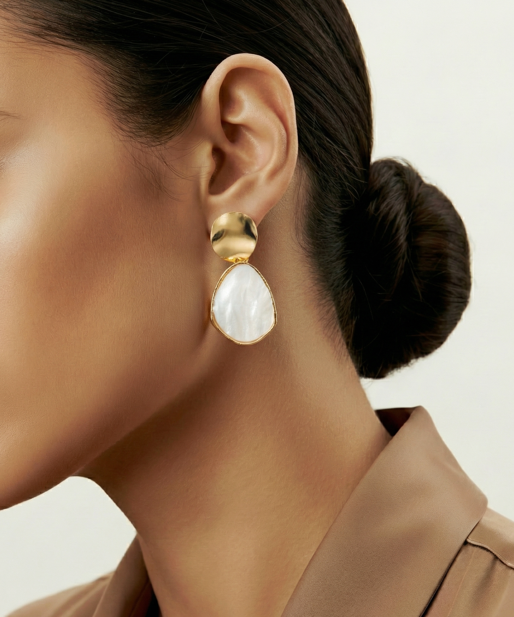 Breathtaking Geometric Oval Earrings