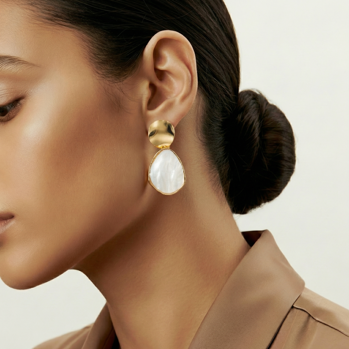 Breathtaking Geometric Oval Earrings