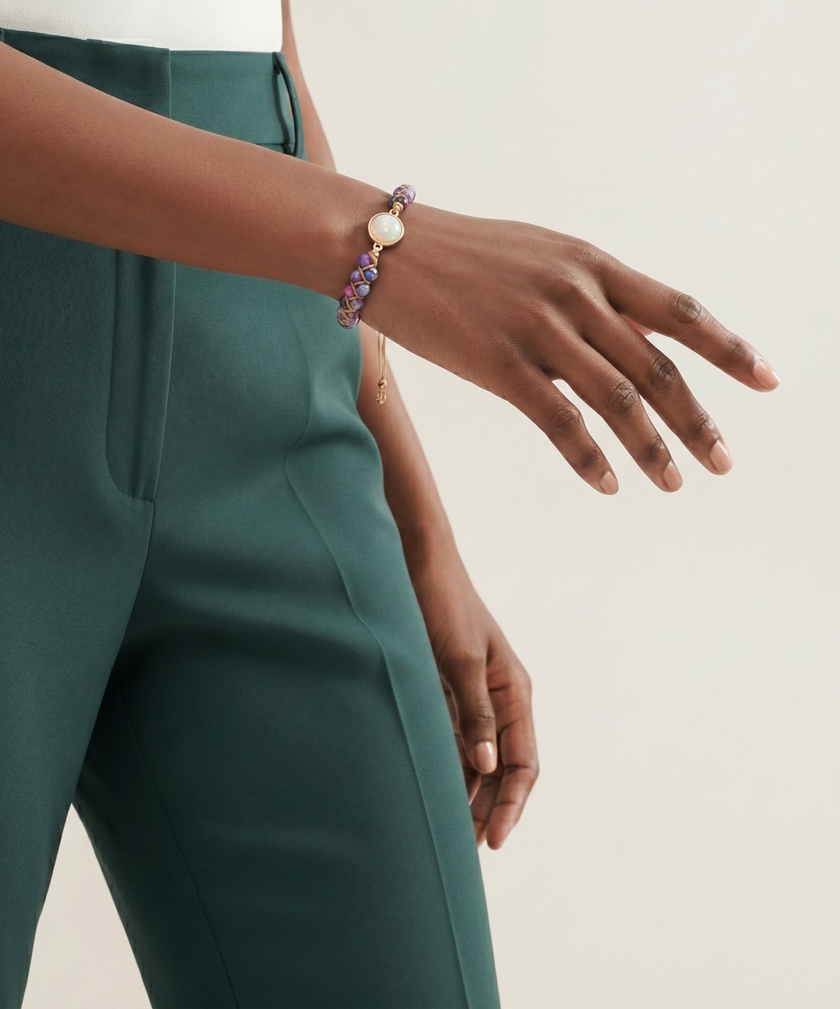 Natural & Exquisite Round Crystal Bracelet