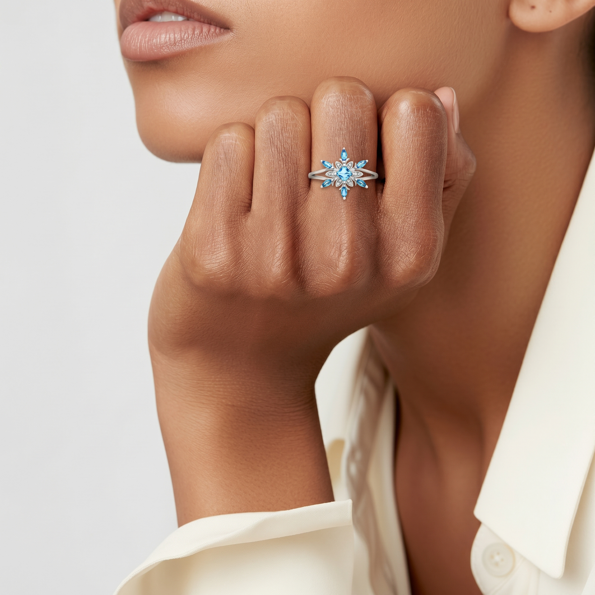 Iconic Peacock Feather Ring