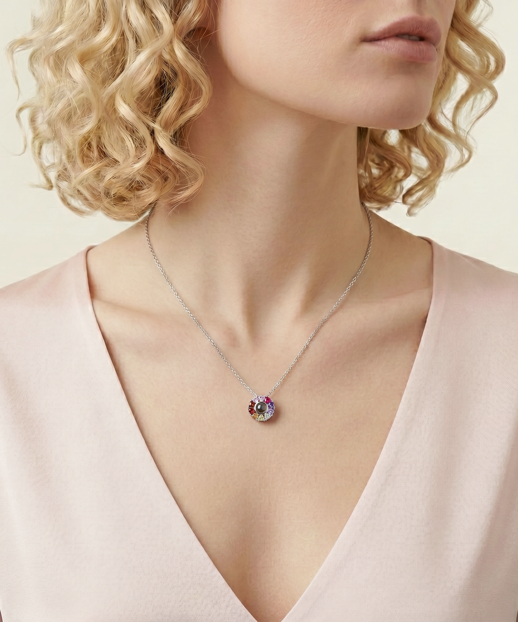 Customized Colorful Heart Crystals Projection Necklace