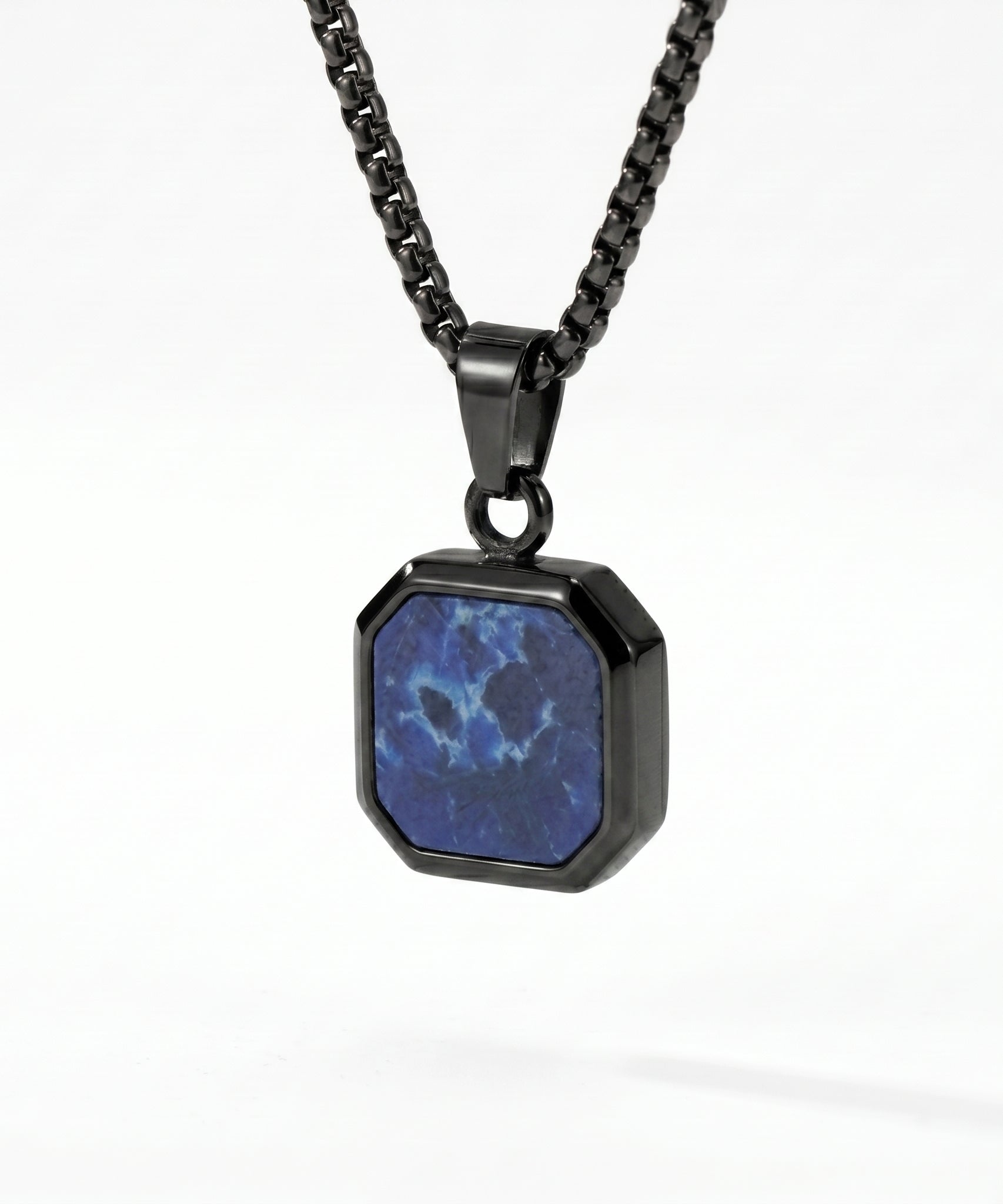 Grounded Square Necklace