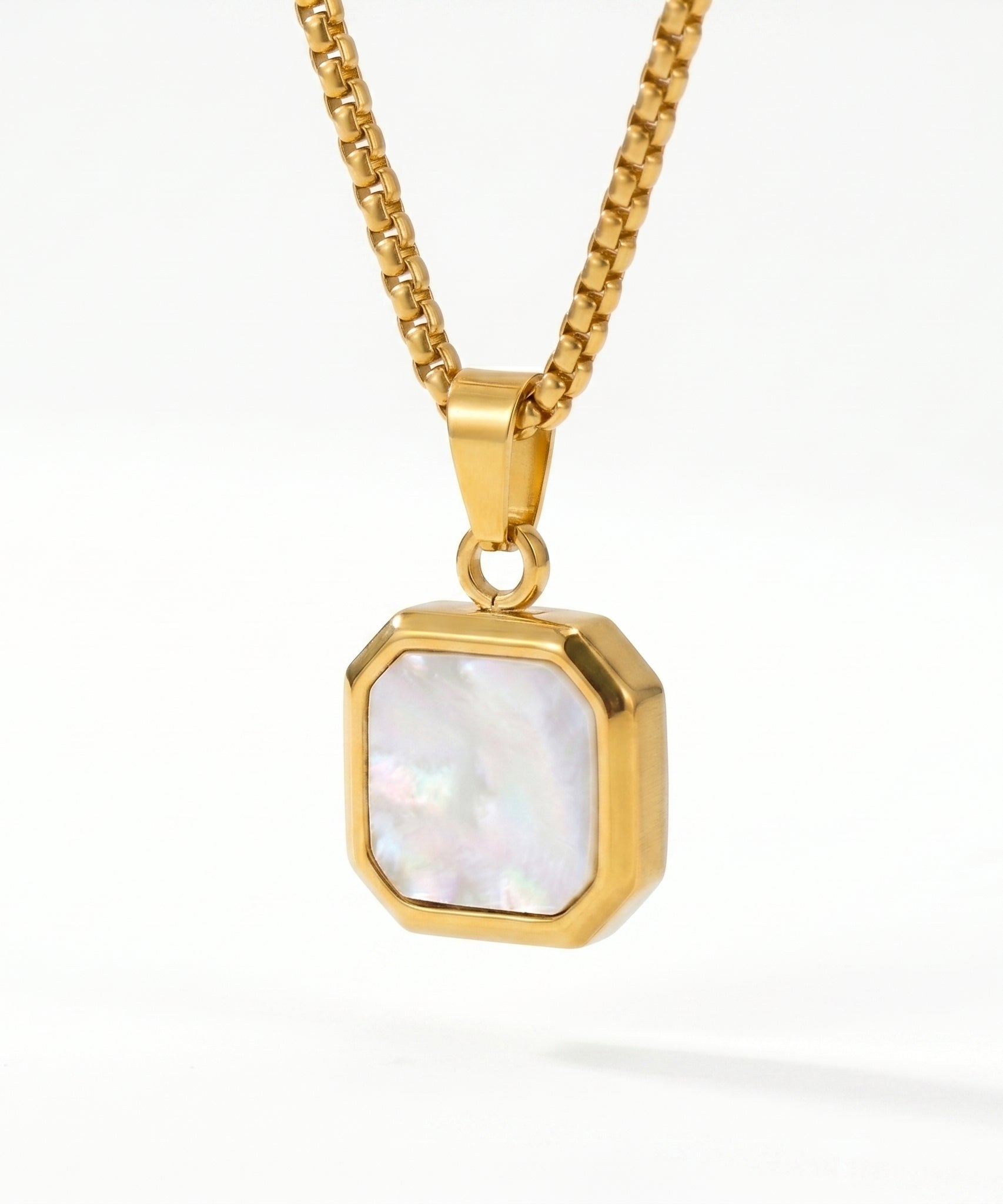 Grounded Square Necklace
