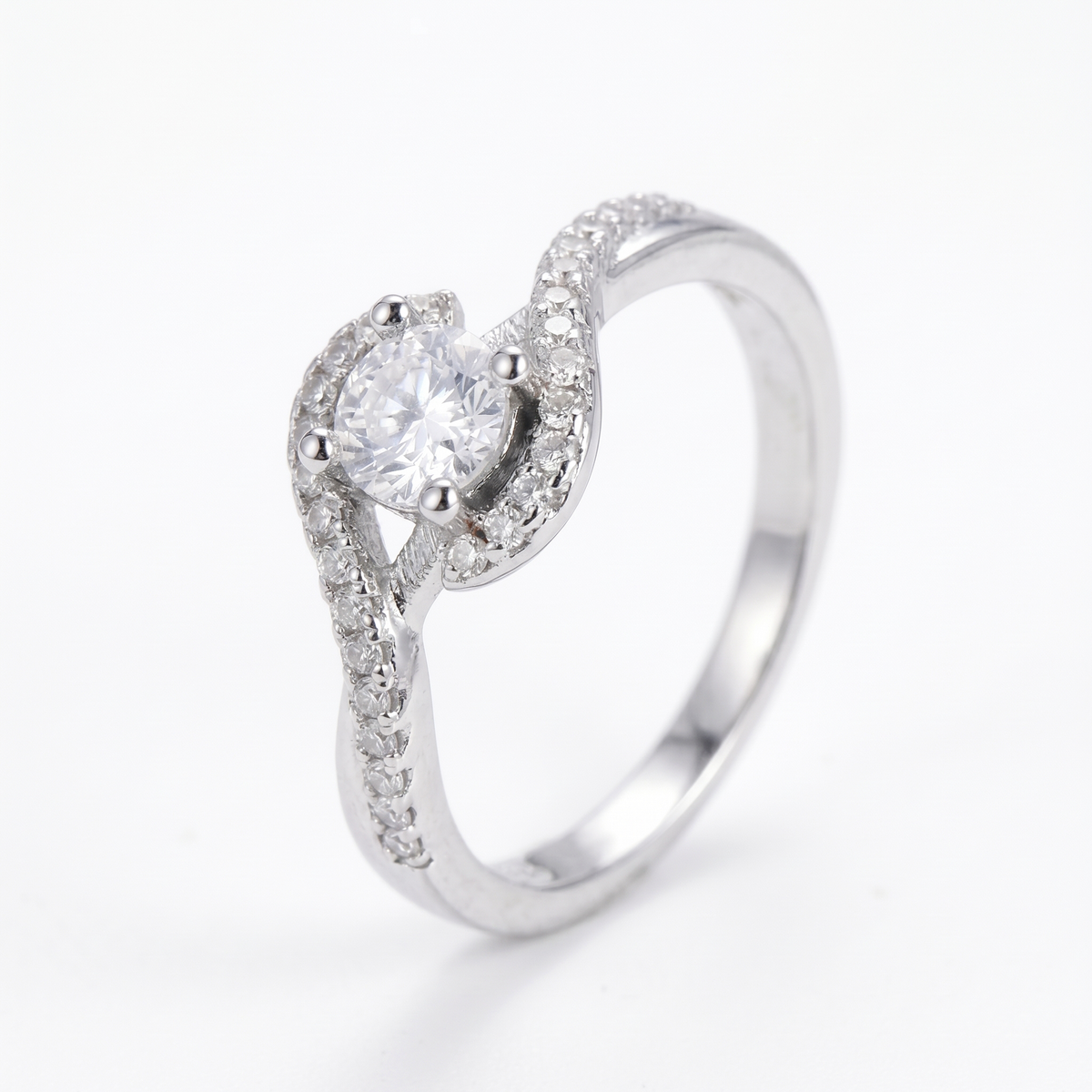 Frosted Twist Ring