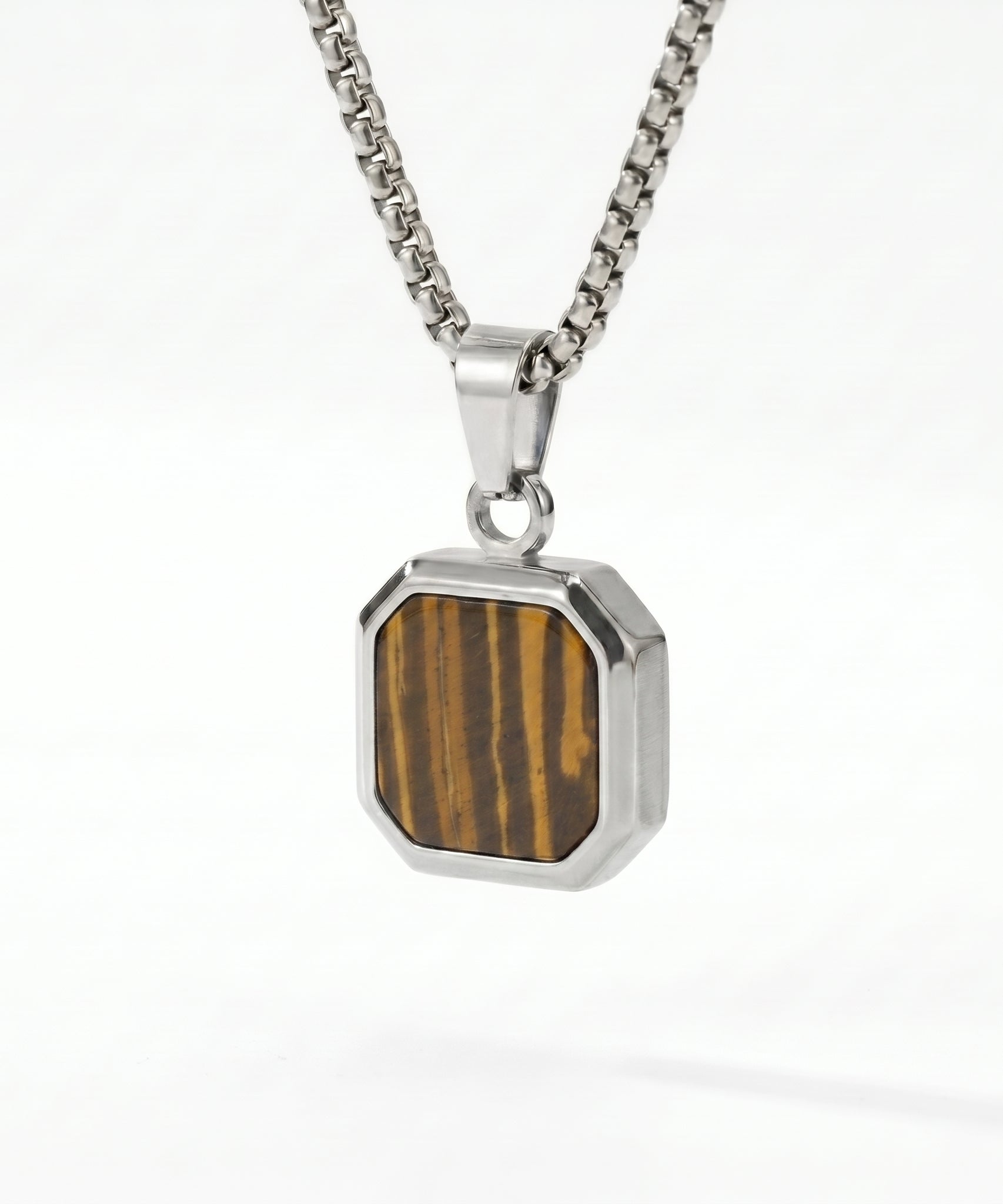 Grounded Square Necklace