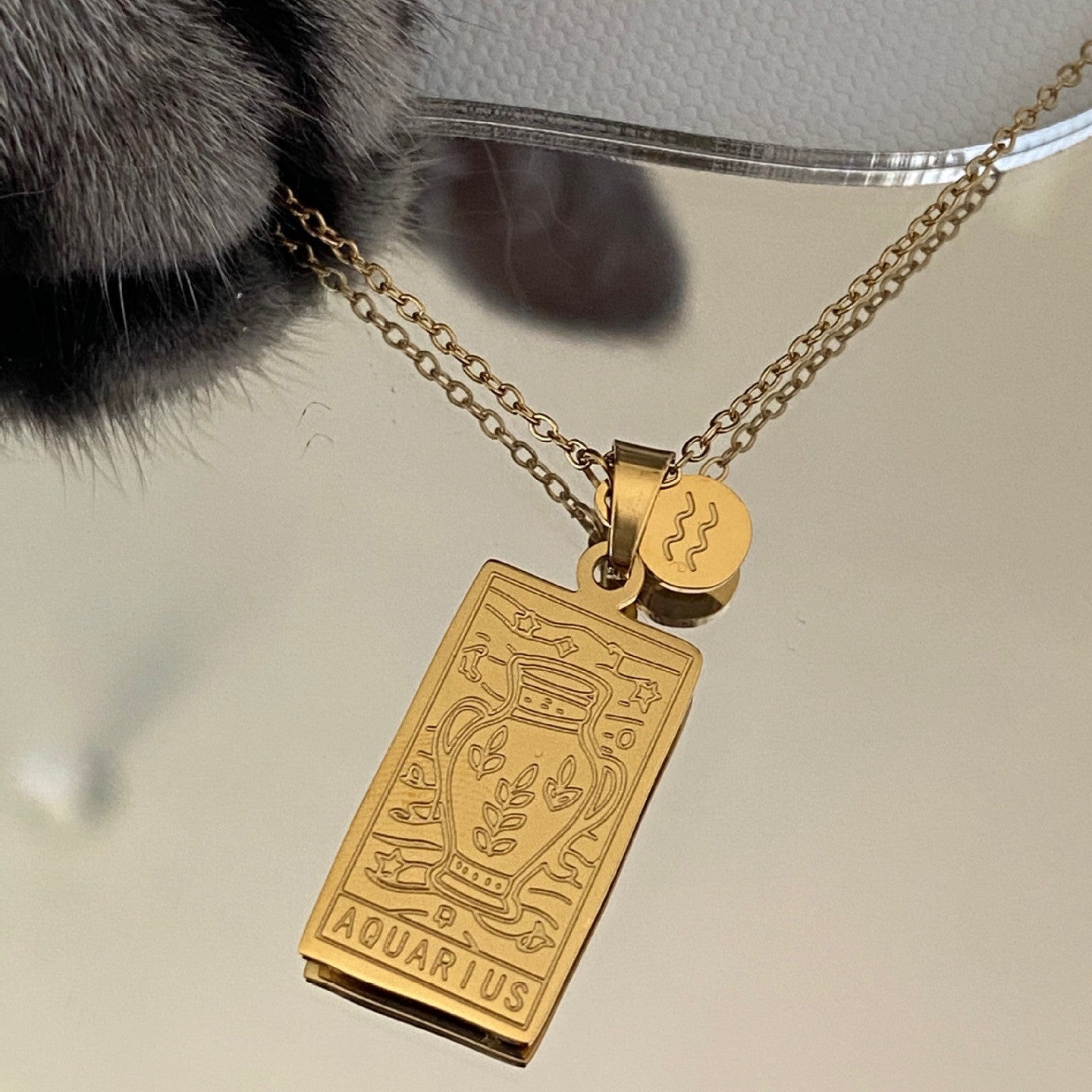 Constellation Engraved Clavicle Necklace