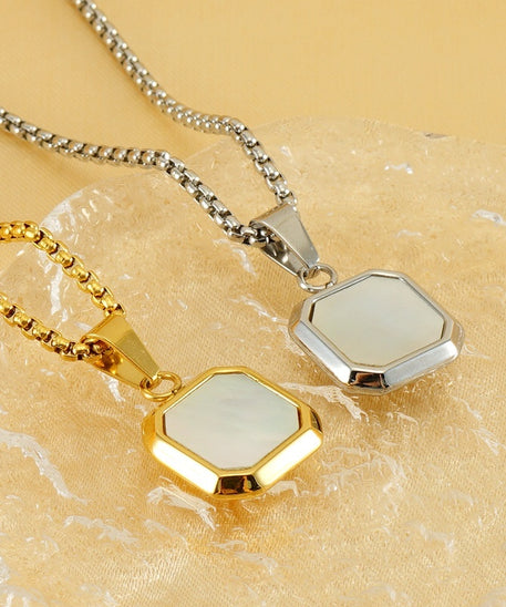 Grounded Square Necklace