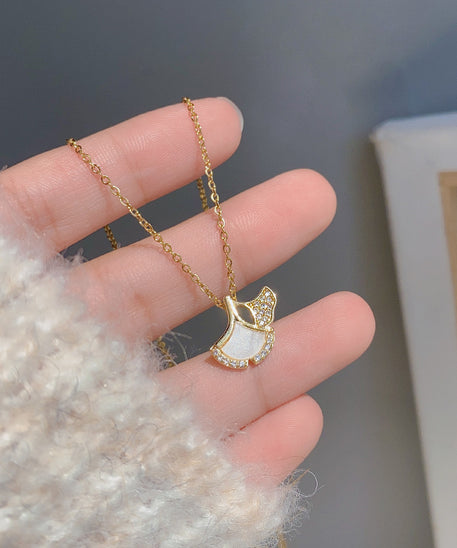 Harmonious Clavicle Necklace