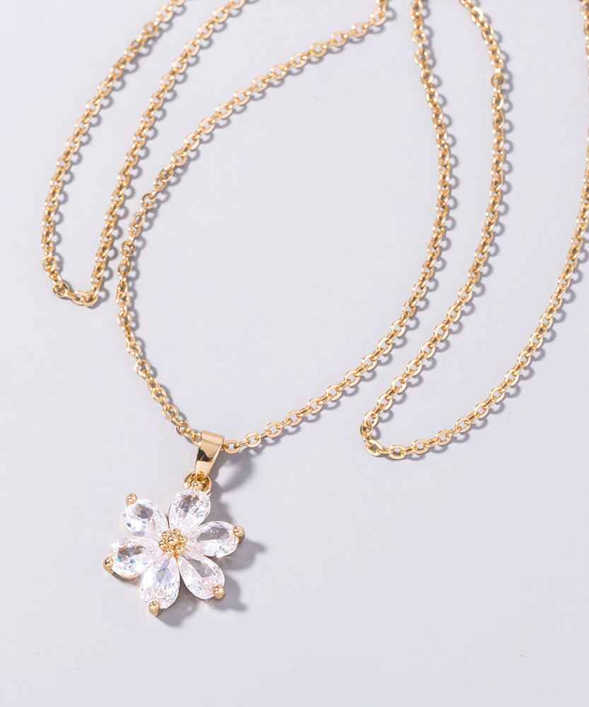 Crafted Daisy Necklace