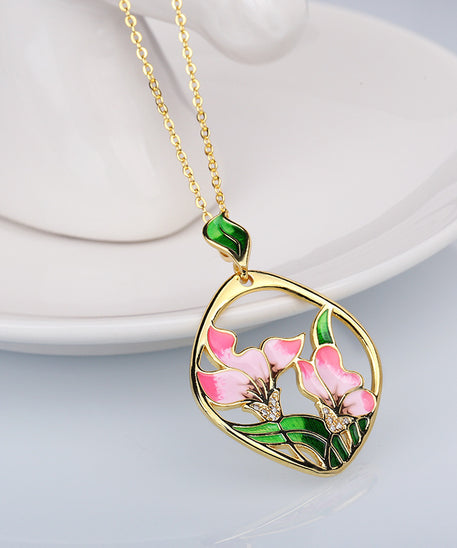 Leafy Spring Time Necklace