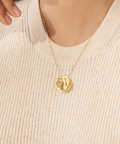 Customized Three Ring Tricolor Names Necklace