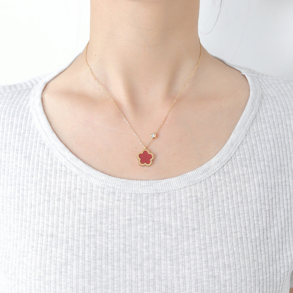 Serene Alhambra Flower Necklace