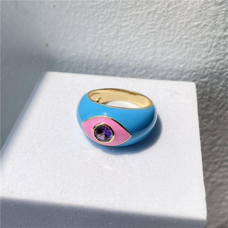 Crisp Eye Drip Ring