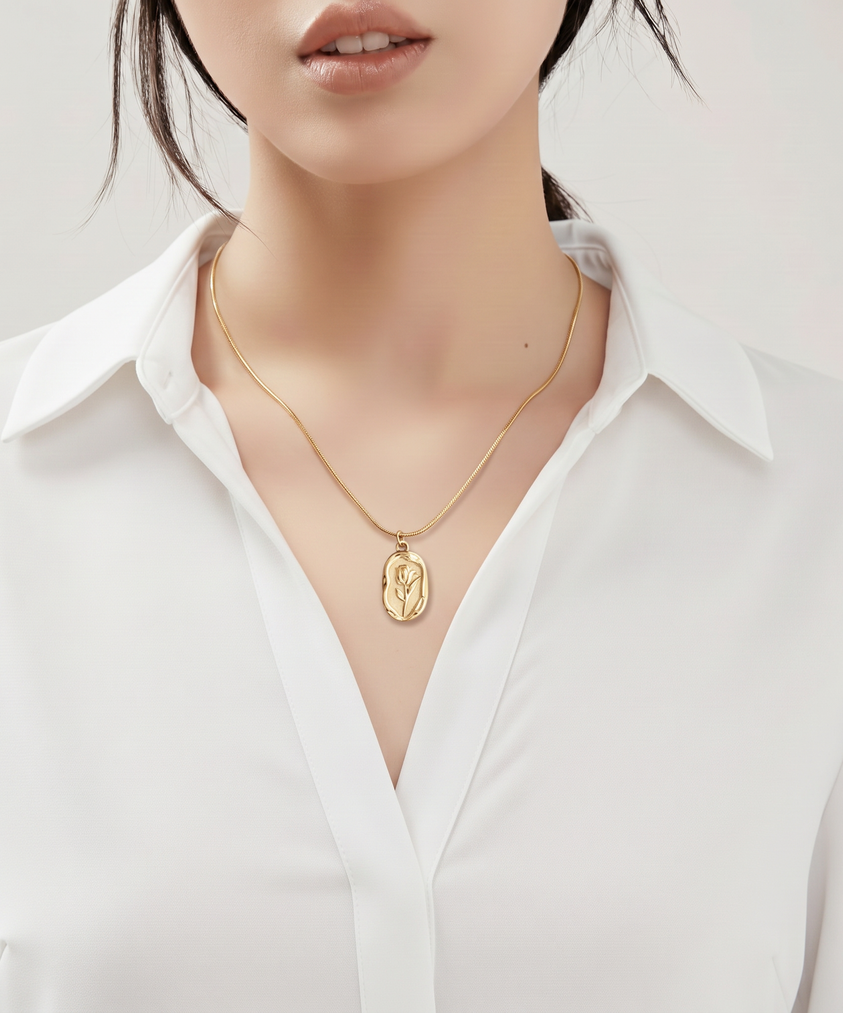 Romantic Tulip Musk Necklace