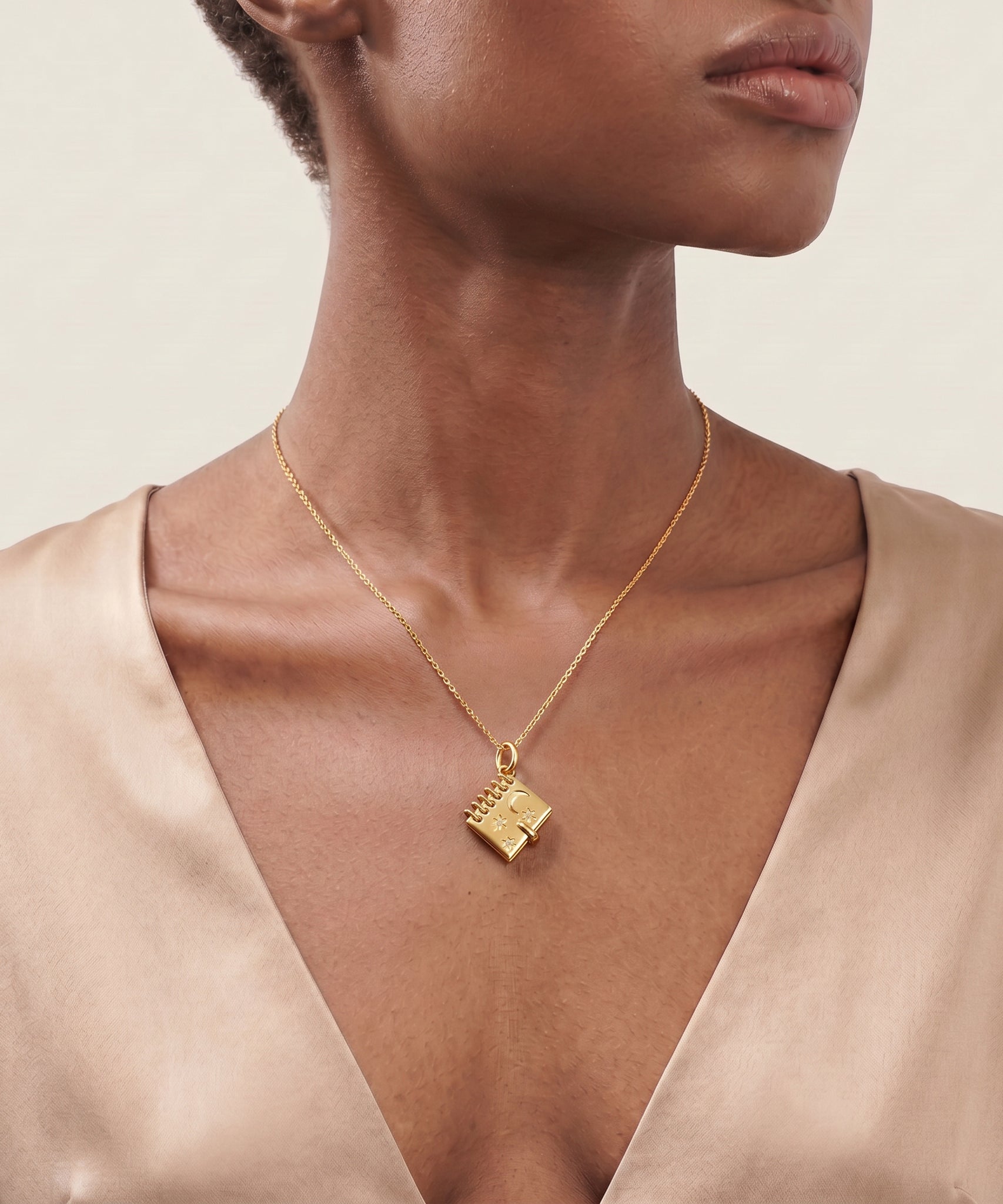 Skybound Openable Love Book-shaped Necklace
