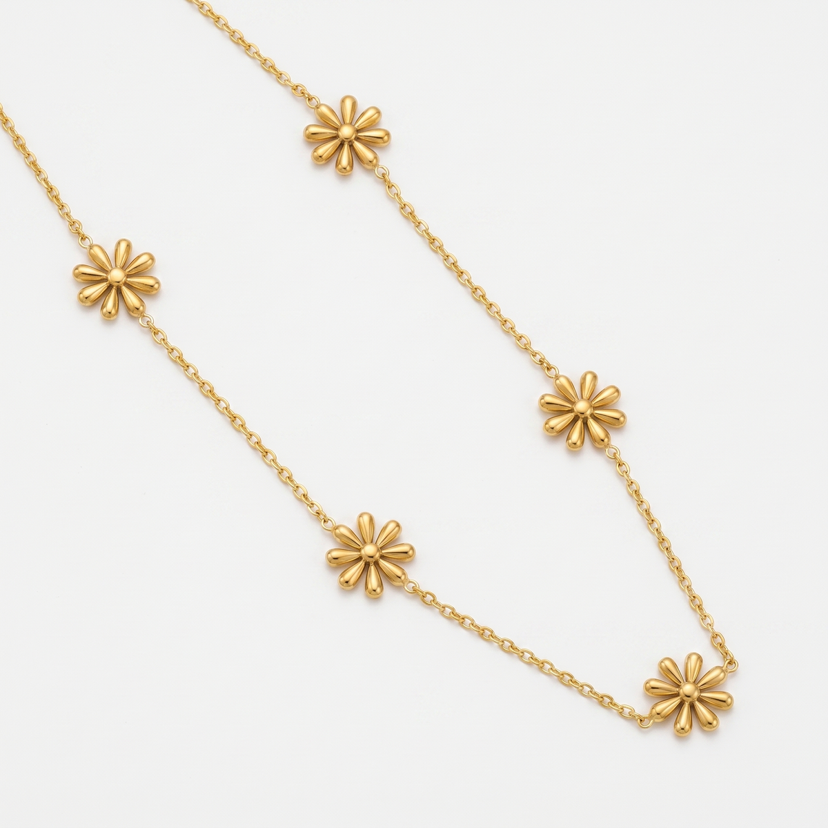 8 Petal Flower Necklace
