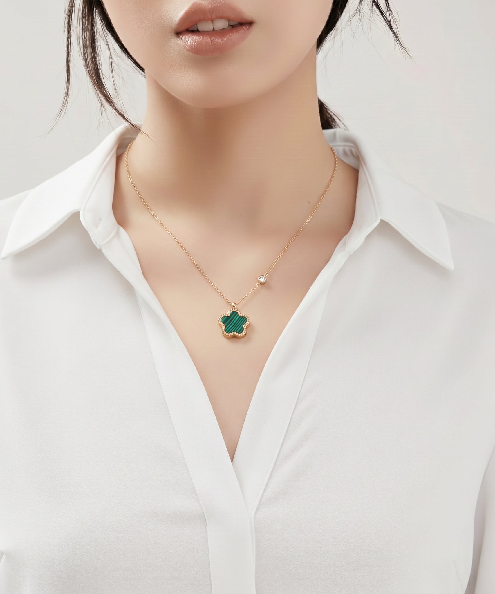 Serene Alhambra Flower Necklace