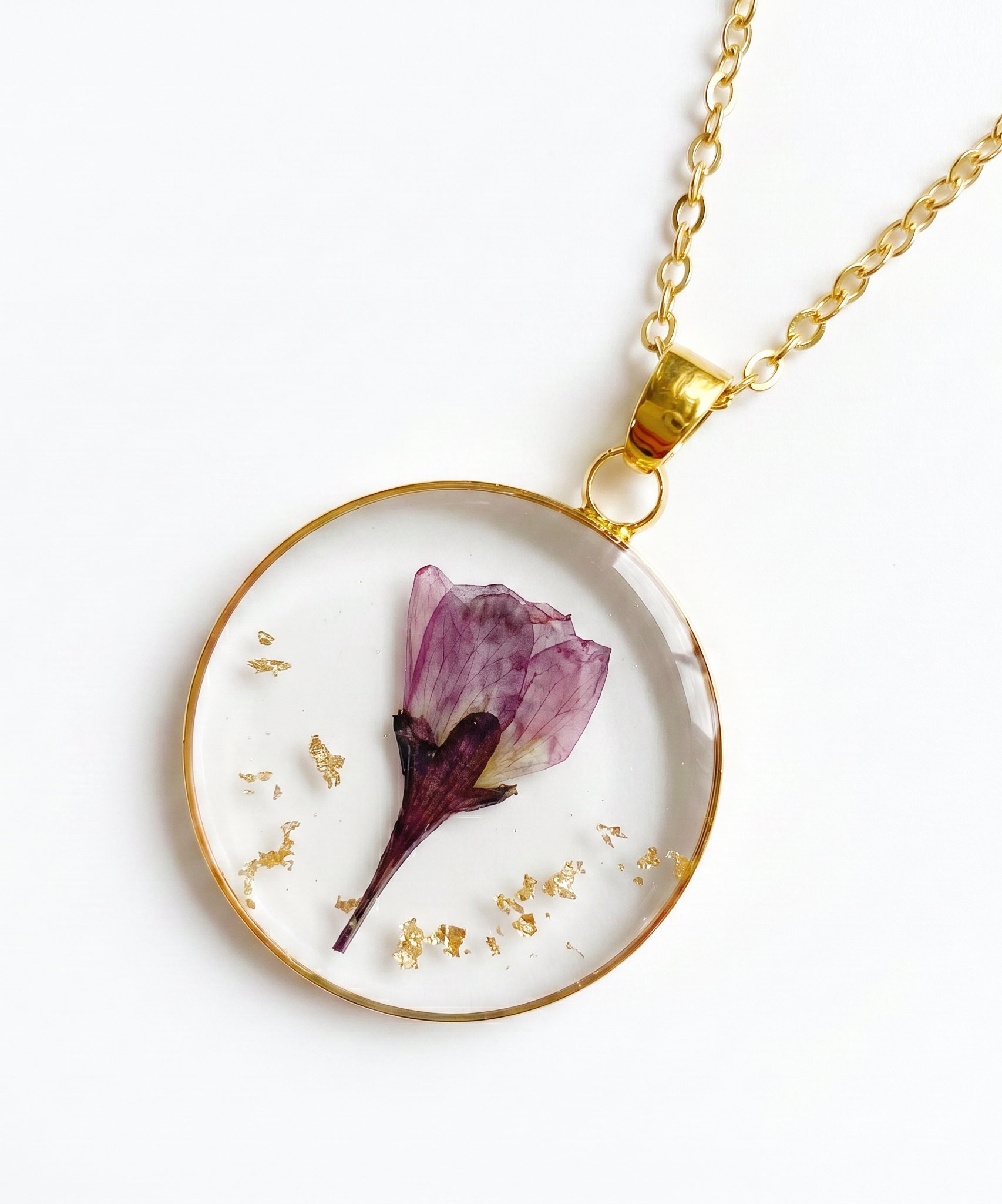 Ethereal Dried Flower Necklace | DESCRIPTION |