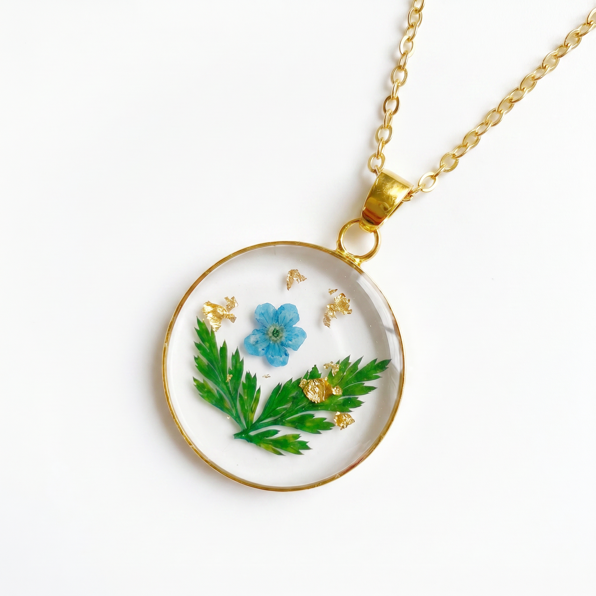 Ethereal Dried Flower Necklace | DESCRIPTION |