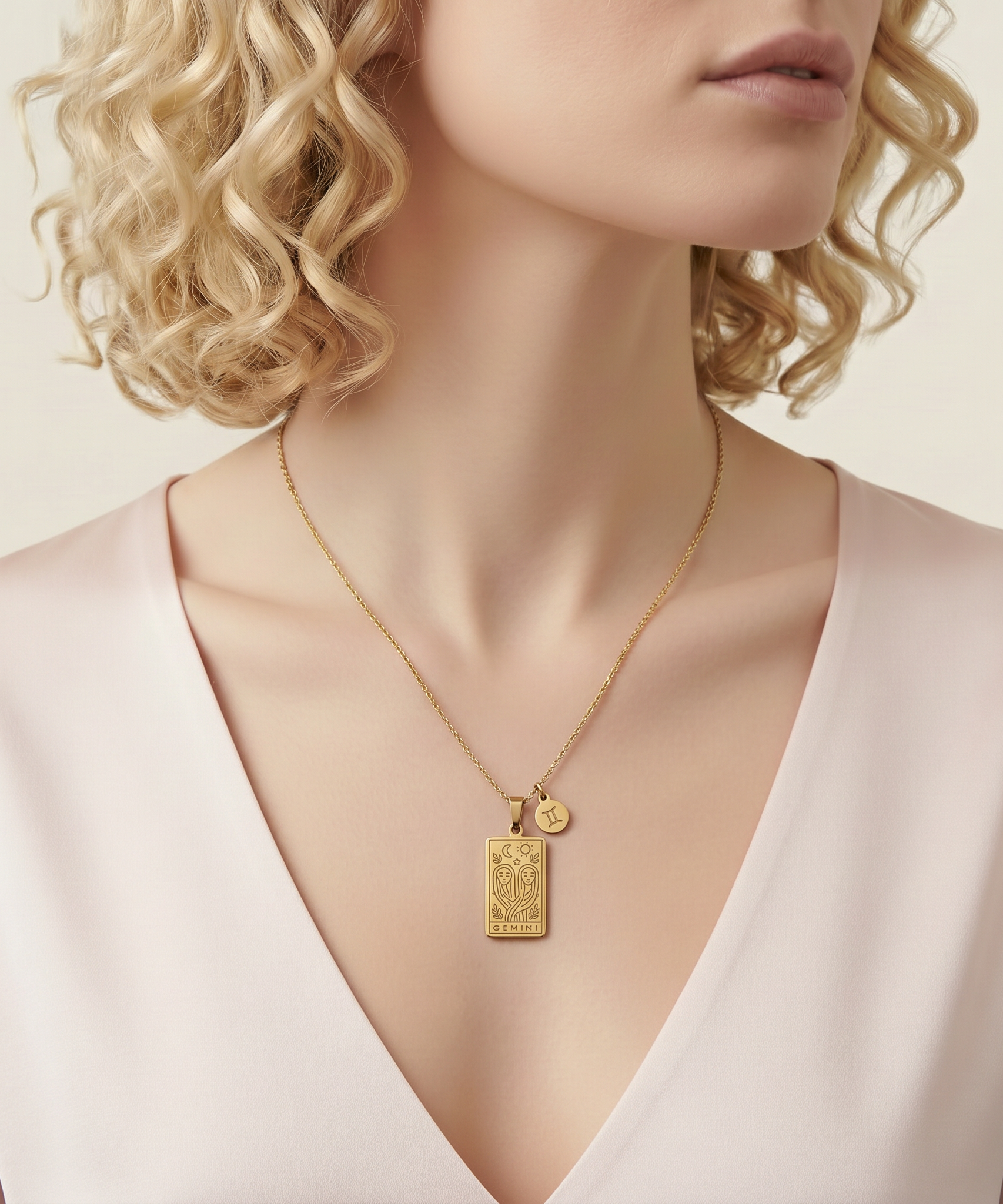 Constellation Engraved Clavicle Necklace